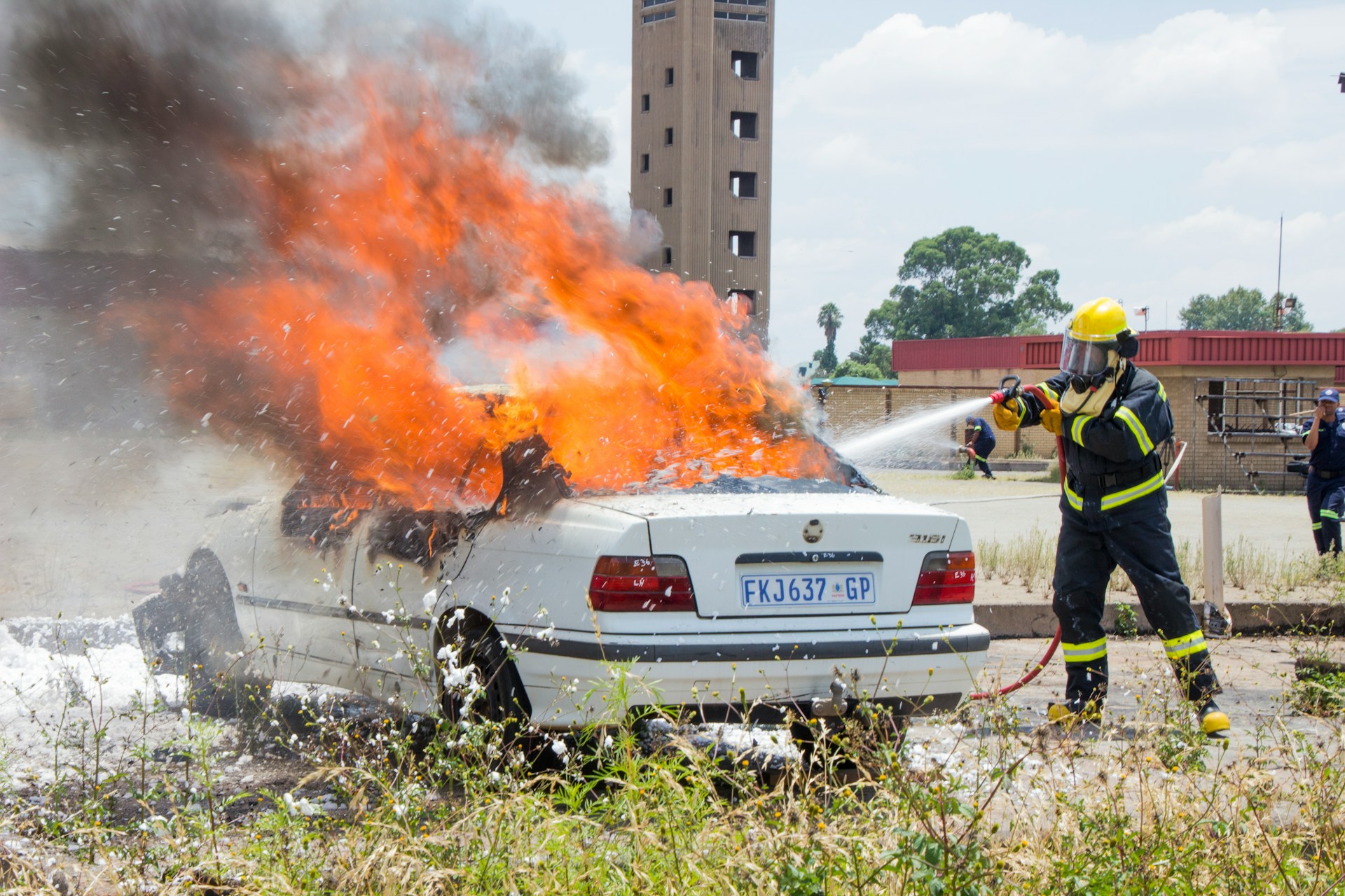 Heroic Highway Patrol Officer Rescue